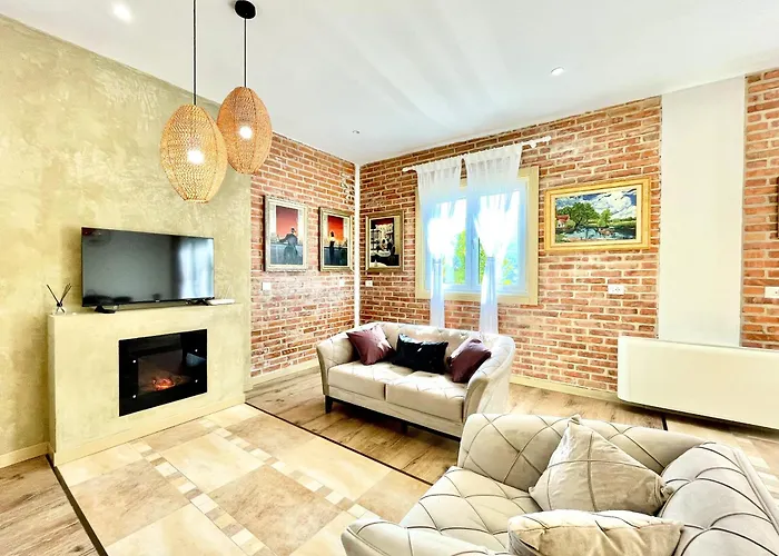 Villa Edmond In The Hills Tirana